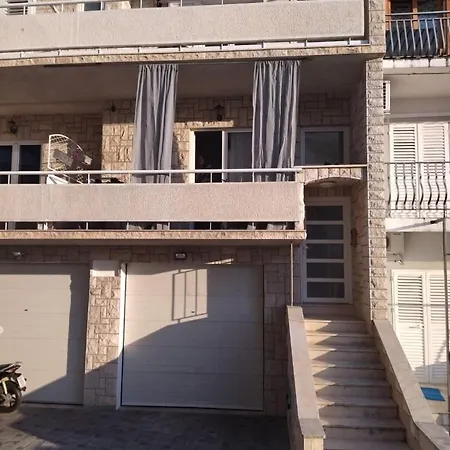Vela Apartment Podgora